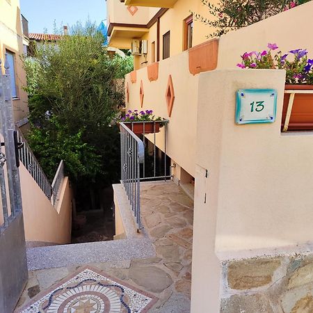 Appartamento A 50 Mt Dal Mare Cala Gonone Bagian luar foto