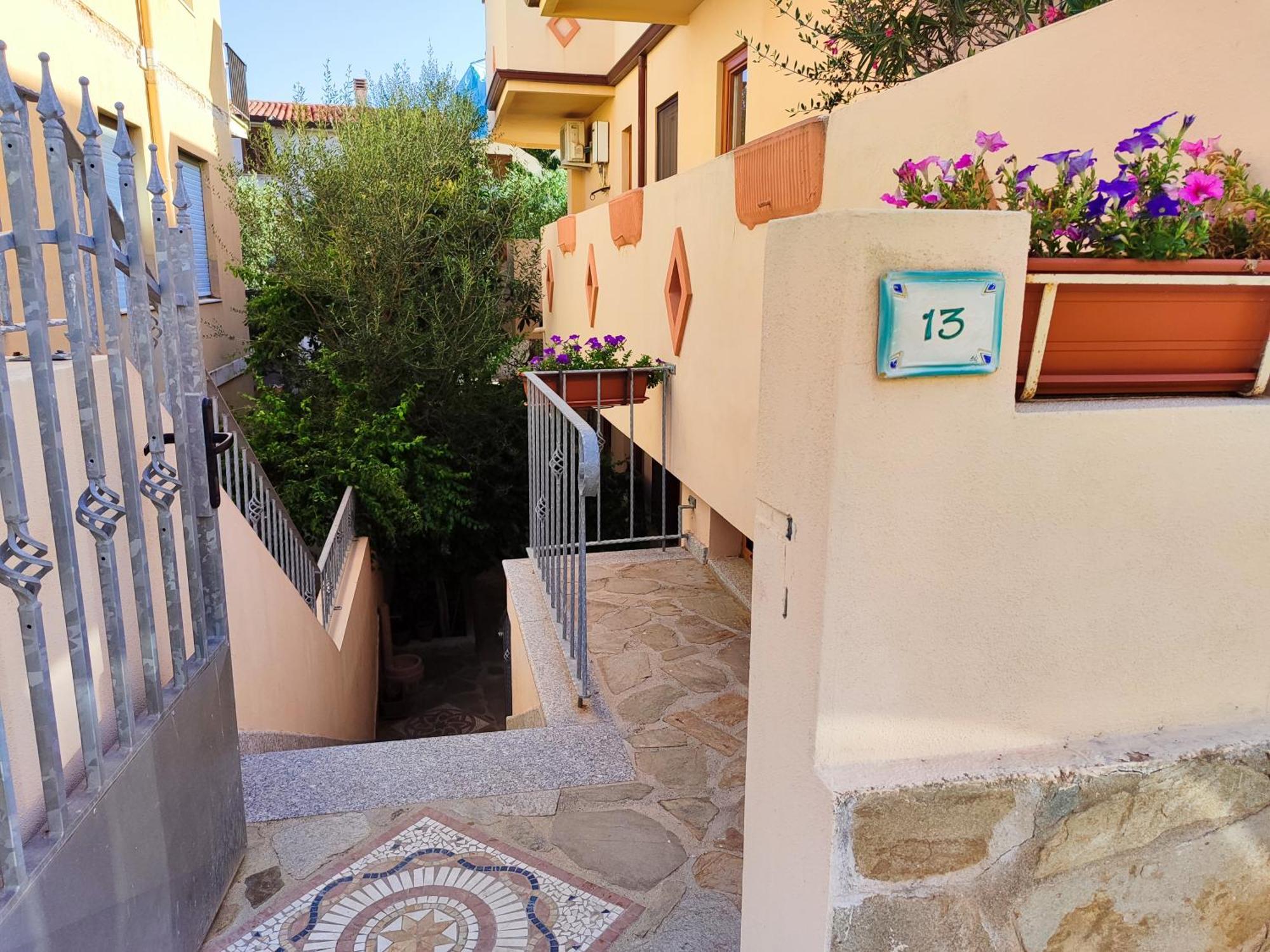 Appartamento A 50 Mt Dal Mare Cala Gonone Bagian luar foto