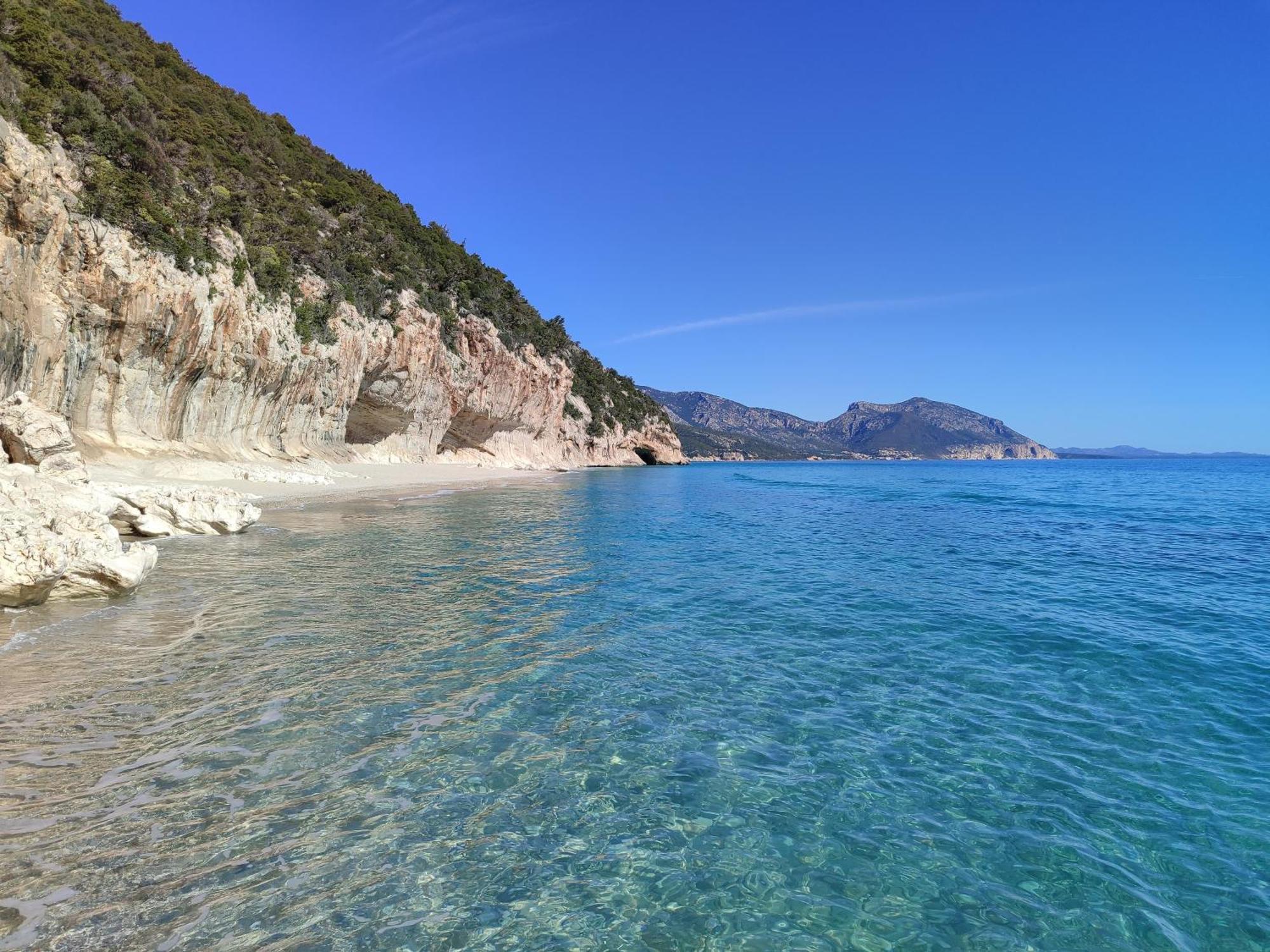 Appartamento A 50 Mt Dal Mare Cala Gonone Bagian luar foto